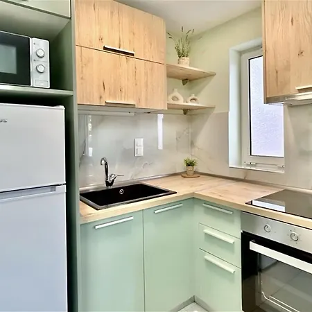 Eleftheria Apartment *