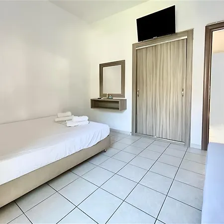 Eleftheria Apartment *